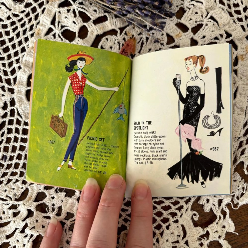 Vintage 60s Barbie and Ken Fashion Booklet Mini Fashion Magazine Mattel Doll - Picture 3 of 9